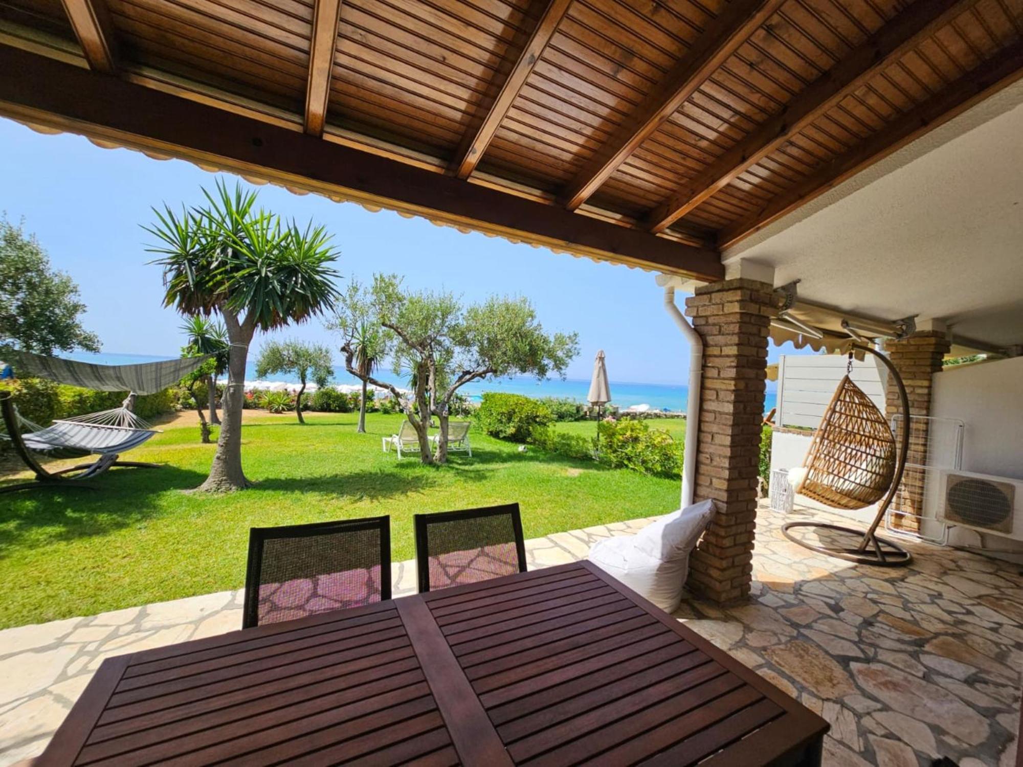 Glyfada Beachfront Apartment A3G Exterior photo
